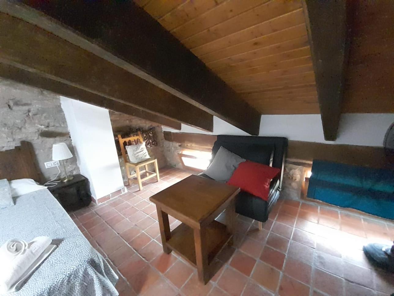 Castillo De Escriche Formiche Alto