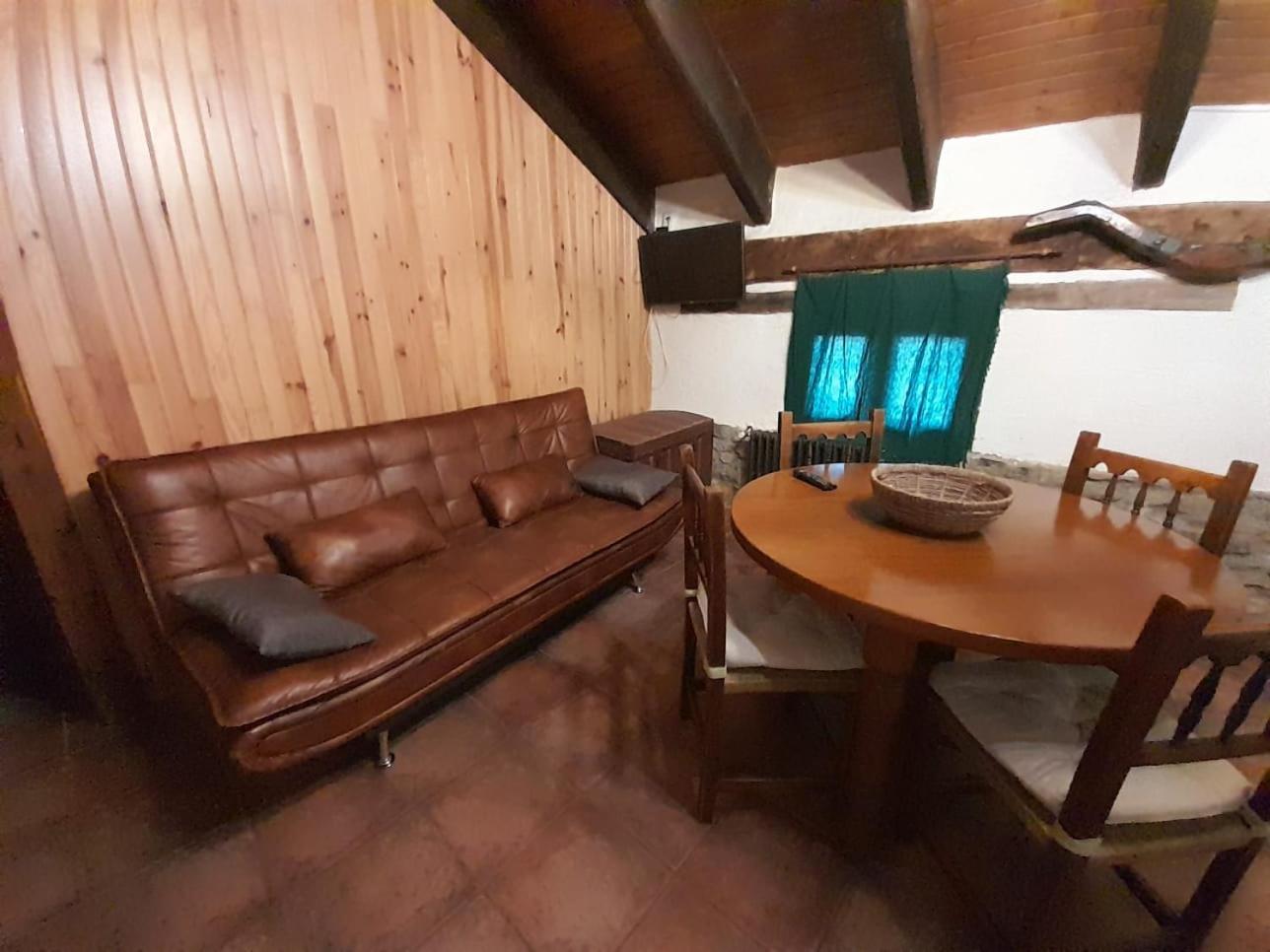 Apartament Castillo De Escriche